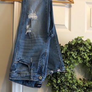 Distressed skinny jean/ankle-length~W Sz 26